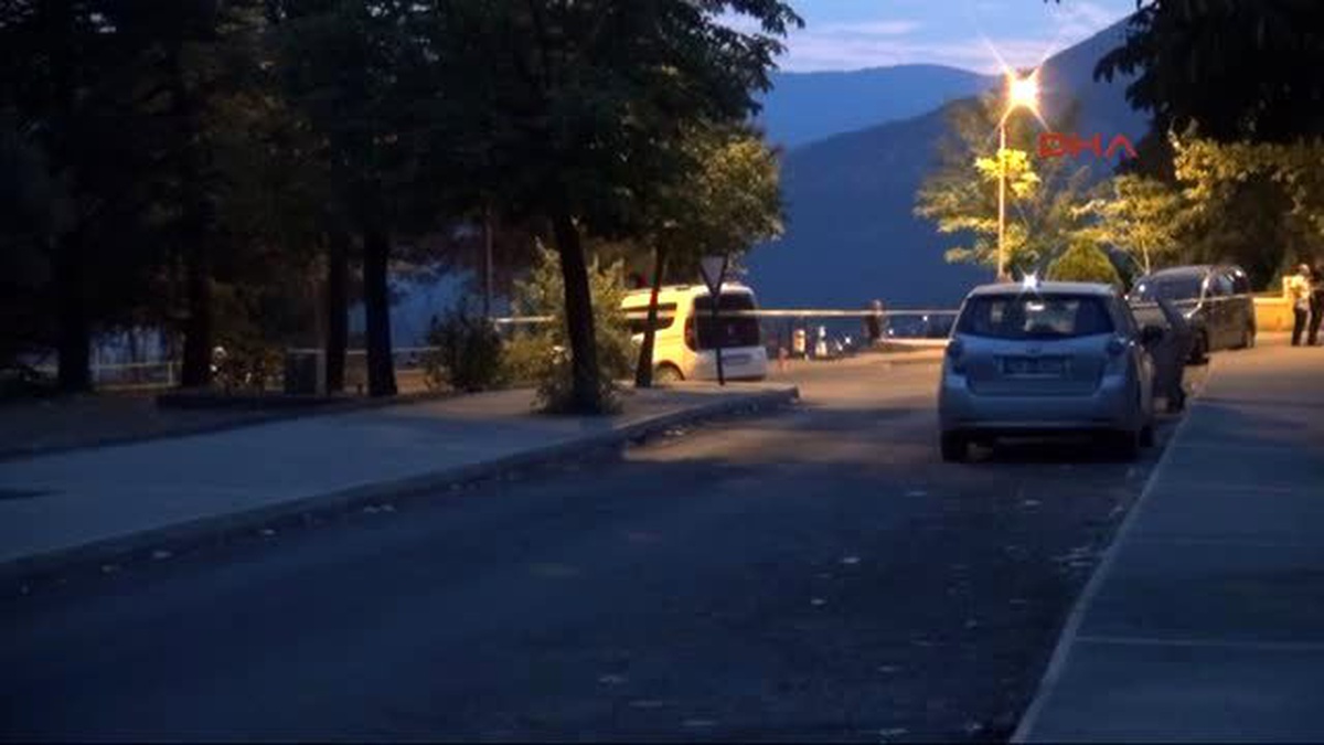 Sokaktaki Koli Bomba Paniğine Neden Oldu