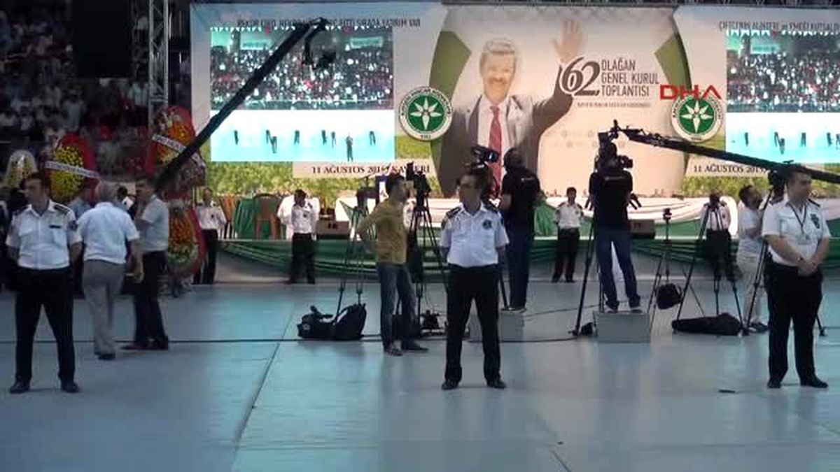Kayseri Pancar Ekicilerinin Genel Kurulunda Şehitler İçin Dua