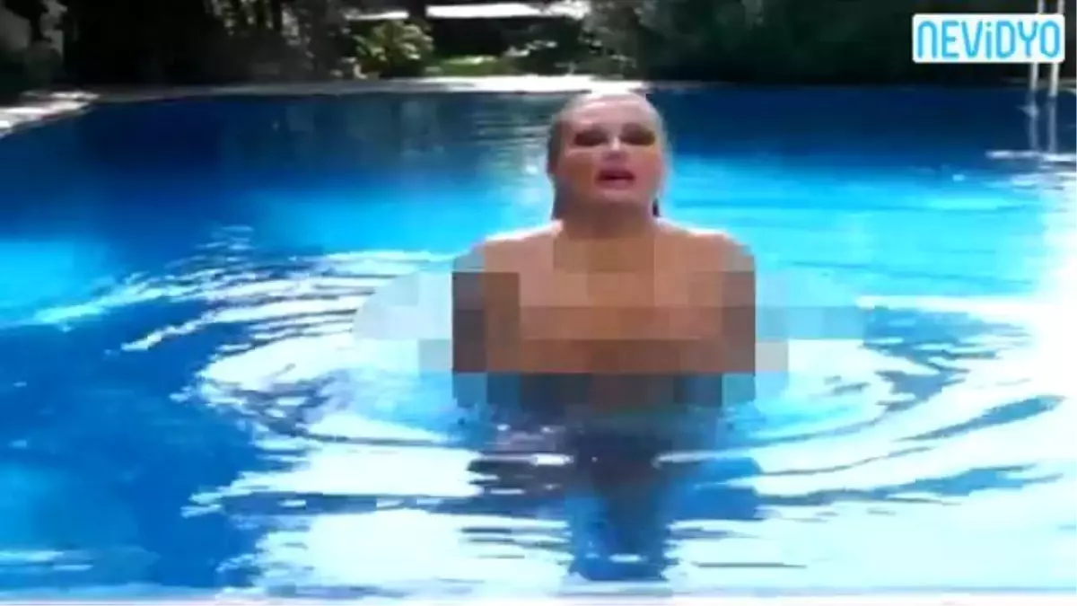 Kedicikten Olay Yaratacak Çıplak Paylaşım! (+18)