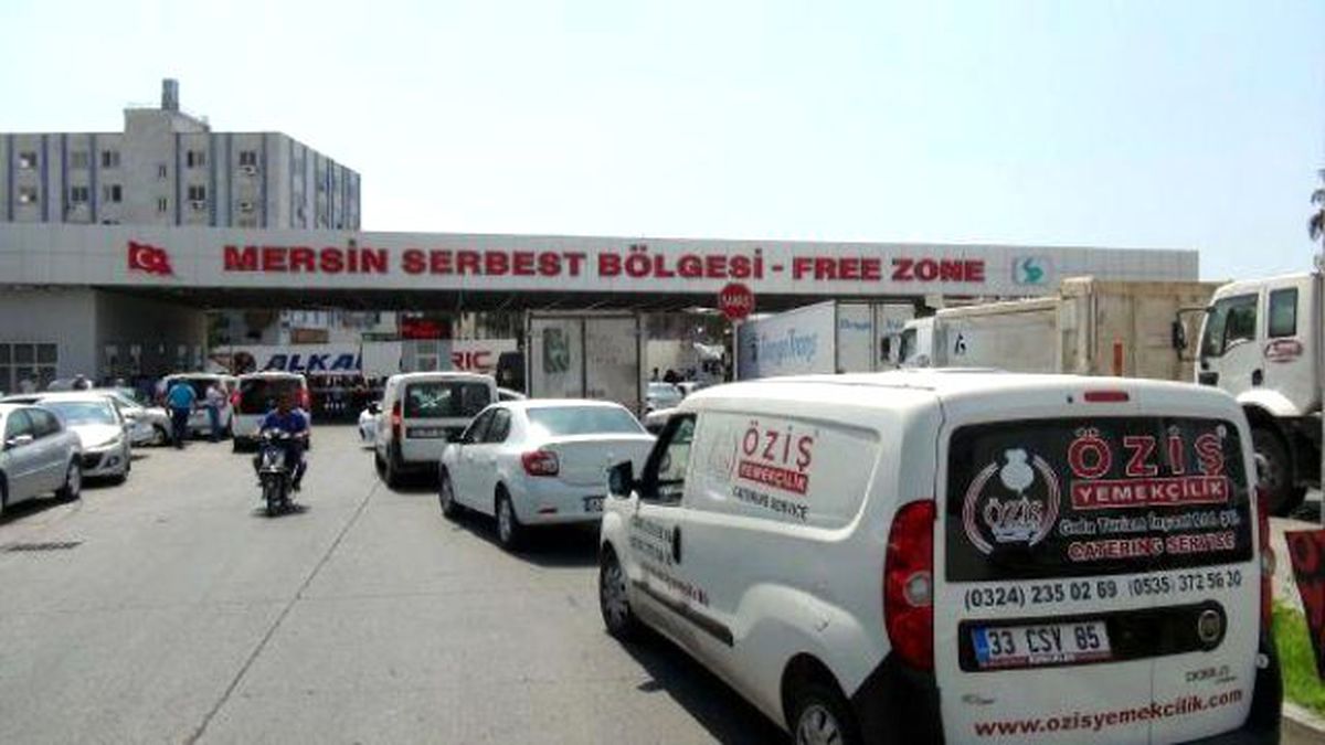Mersin Serbest Bölgesi\'nde Tırcı Eylemi