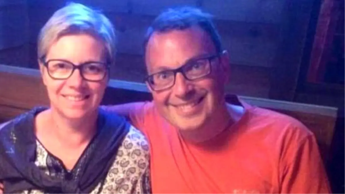 Otomobilleri Çölde Bozulan Çift, Son Sularını Oğullarına Verip Öldü