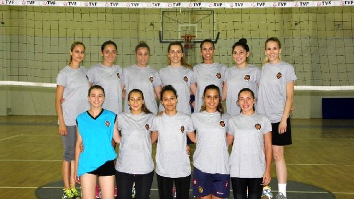 Polisgücü Bayan Voleybol Takımı Sezonu Açtı