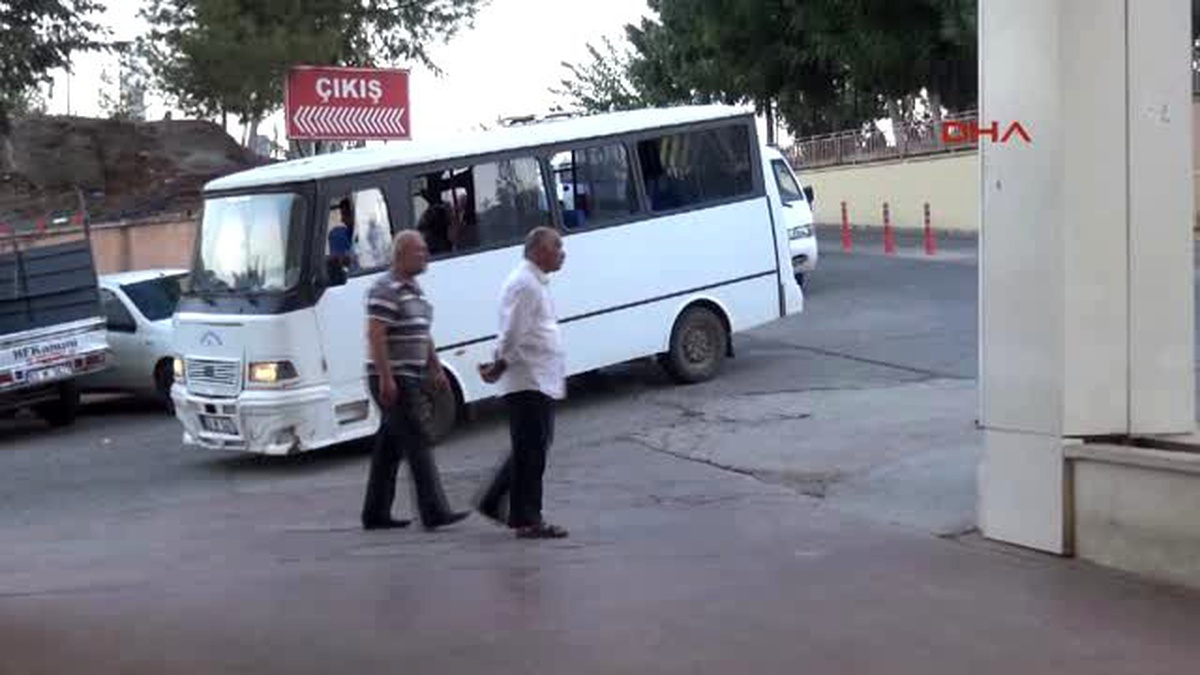 Şanlıurfa - Tarladaki İlaçlamada 16 İşçi Zehirlendi