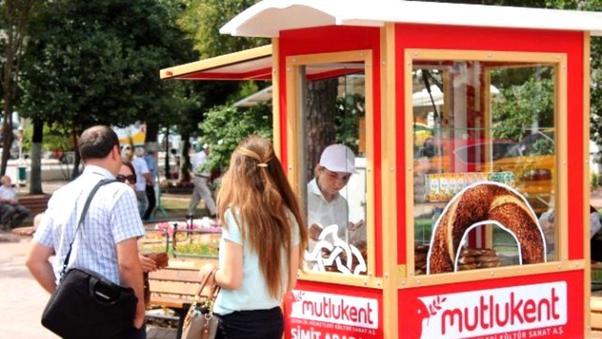 Süleymanpaşa Belediyesi\'nin Simit Arabaları Vatandaşı Memnun Etti