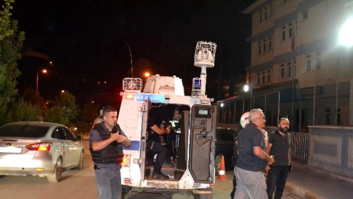 Tunceli\'de Toma\'ya İki Ses Bombası Atıldı