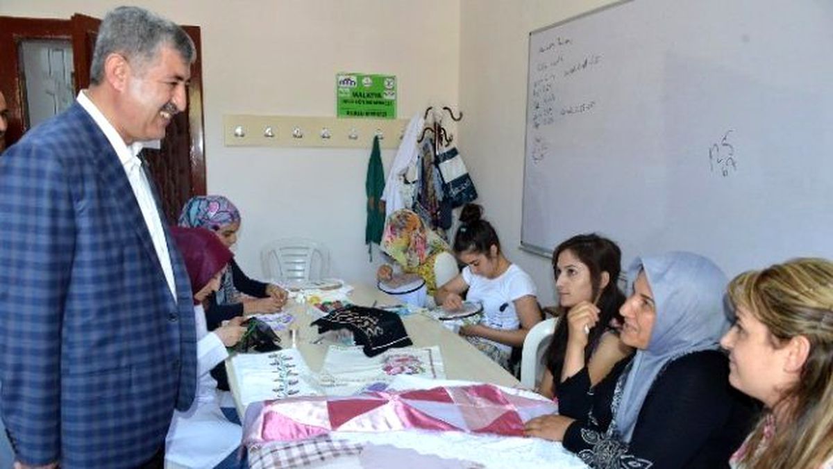 Yeşilyurt Yeşil Konak Beceri Kurslarına Bayanların İlgisi Yoğun