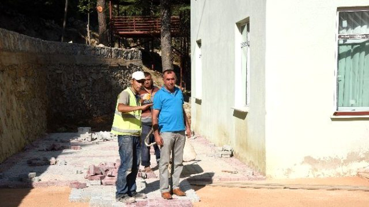 Alanya Belediyesi, Gören Yaylası\'nda Çalışıyor
