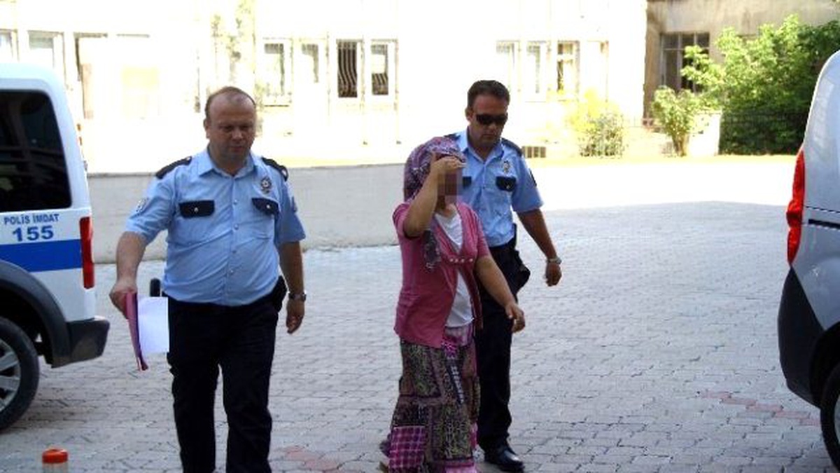 Hırsızlık Zanlısı 2 Kadın Yakalandı