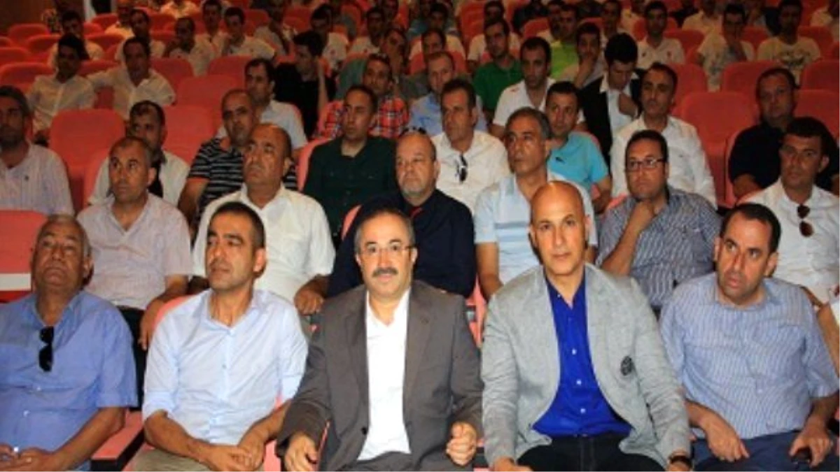 MHK Başkanı Diyarbakır\'da Seminere Katıldı
