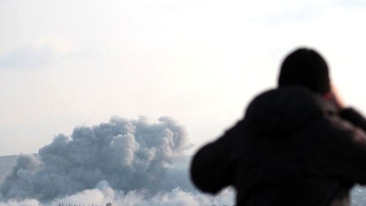 Türkiye Sınırında Hava Saldırısı! Onlarca Sivil Hayatını Kaybetti