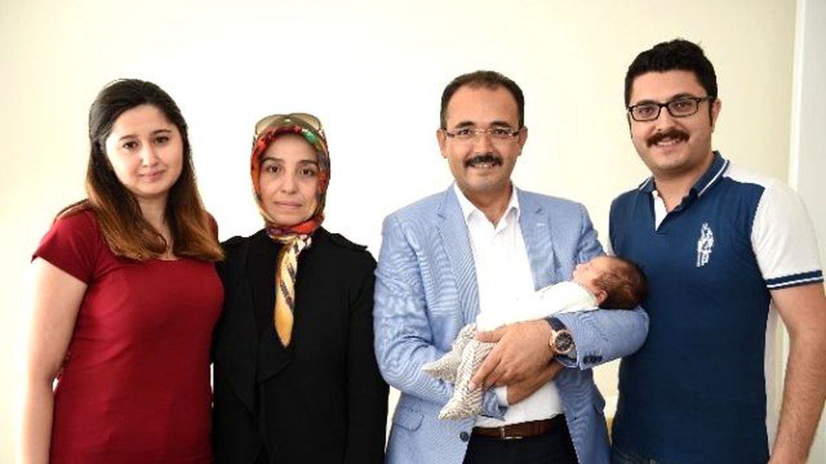 Uşak\'ta 3 Ayda 750 Aileye Doğum Hediyesi