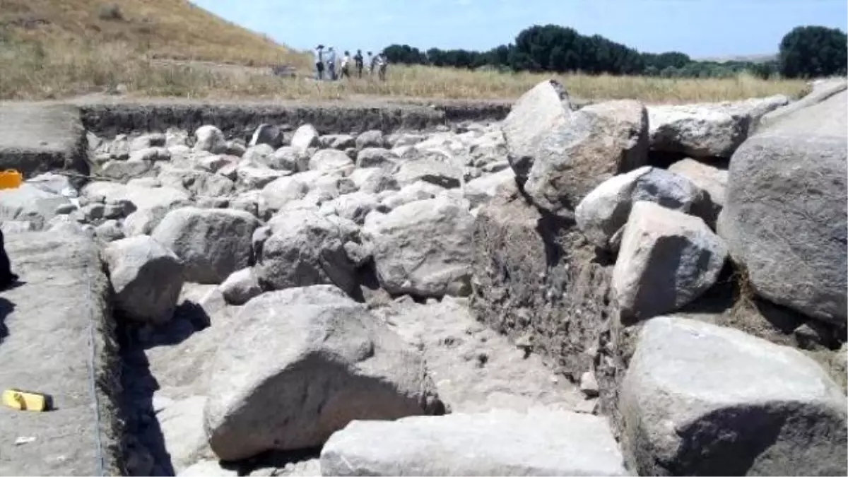 4,000 Year Old Cuneiform Tablet Unearthed İn Central Anatolia