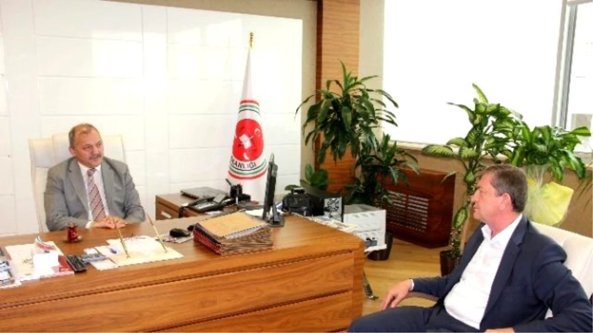 AK Parti İl Başkanı Revi\'den Cumhuriyet Başsavcısı Kutanoğlu\'na "Hayırlı Olsun" Ziyareti