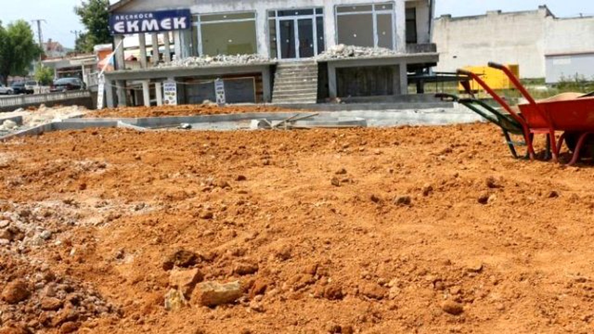 Akçakoca\'da Peyzaj Çalışmaları Sürüyor