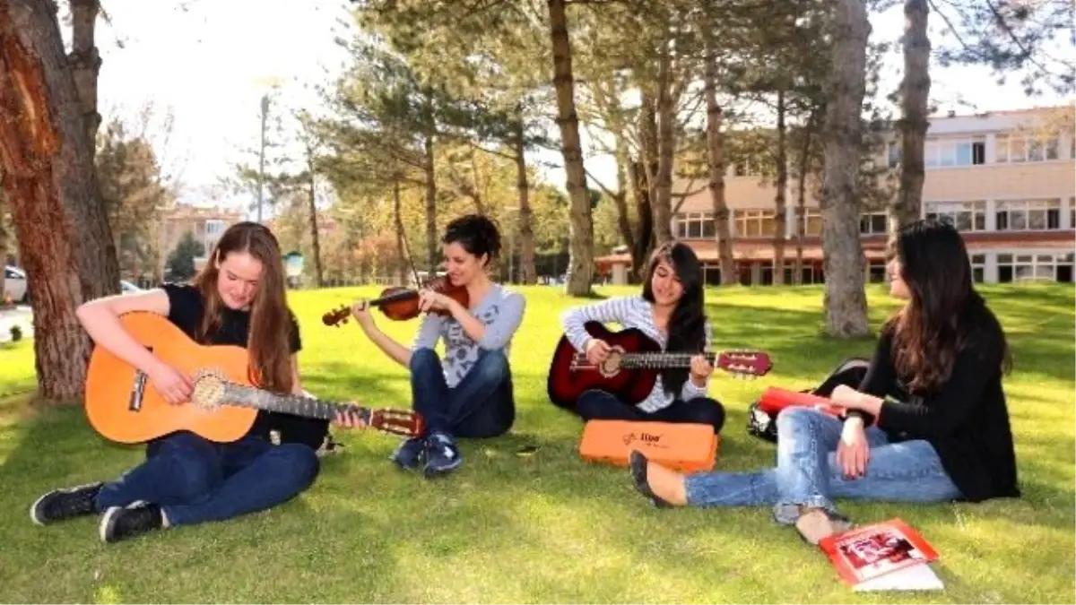 Bin 149 Öğrencinin İlk Tercihi Amasya Üniversitesi