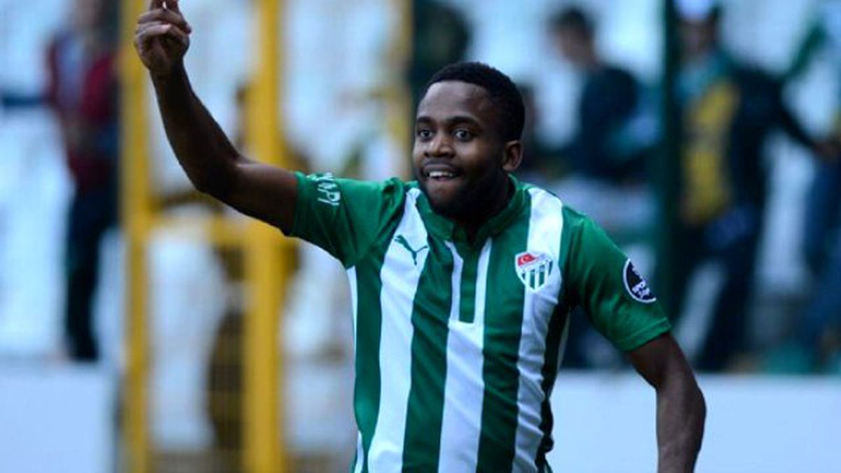 Bursaspor, Bakambu Transferi İçin Villarreal ile Anlaştı