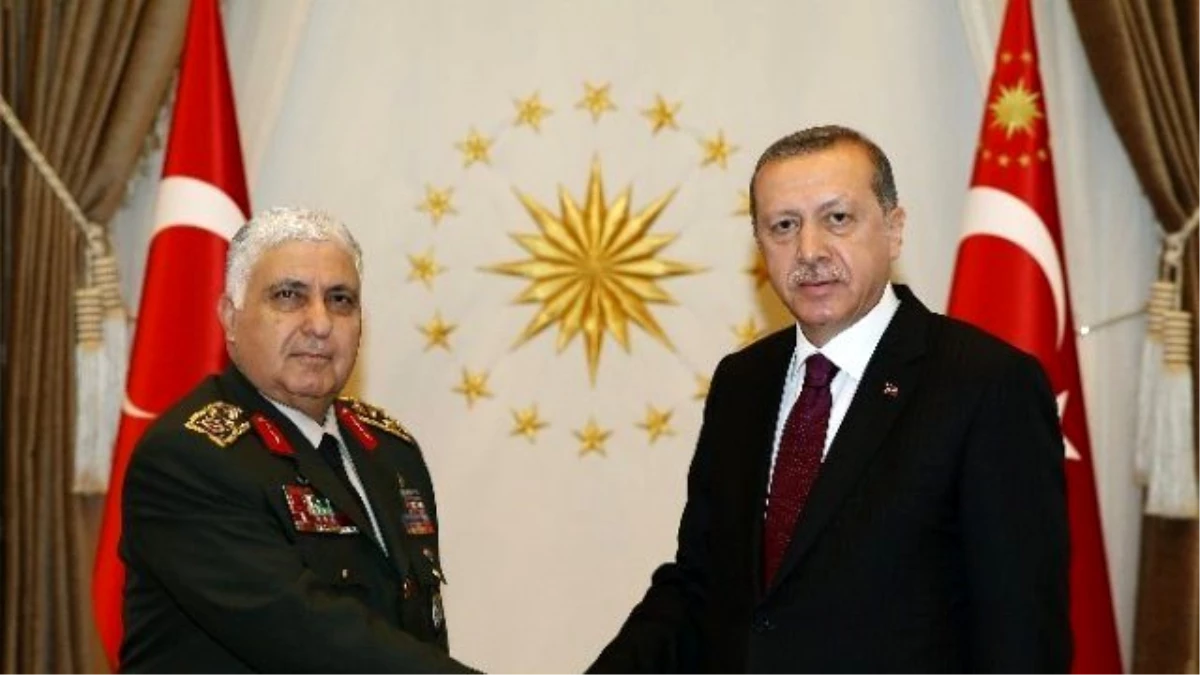 Cumhurbaşkanı Erdoğan, Genelkurmay Başkanı Orgeneral Özel\'i Kabul Etti