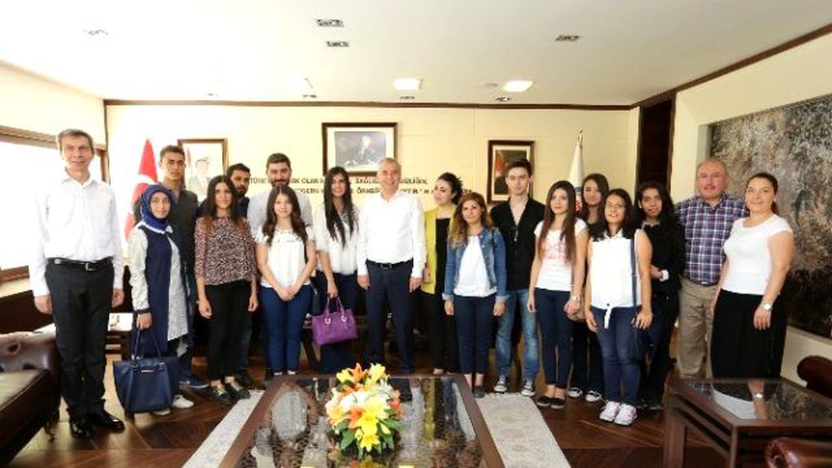 Eğitimci Gençlerden Başkan Zolan\'a Ziyaret