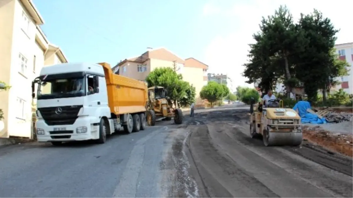 Kdz. Ereğli Belediyesi Mahalle Yollarını Asfaltlıyor