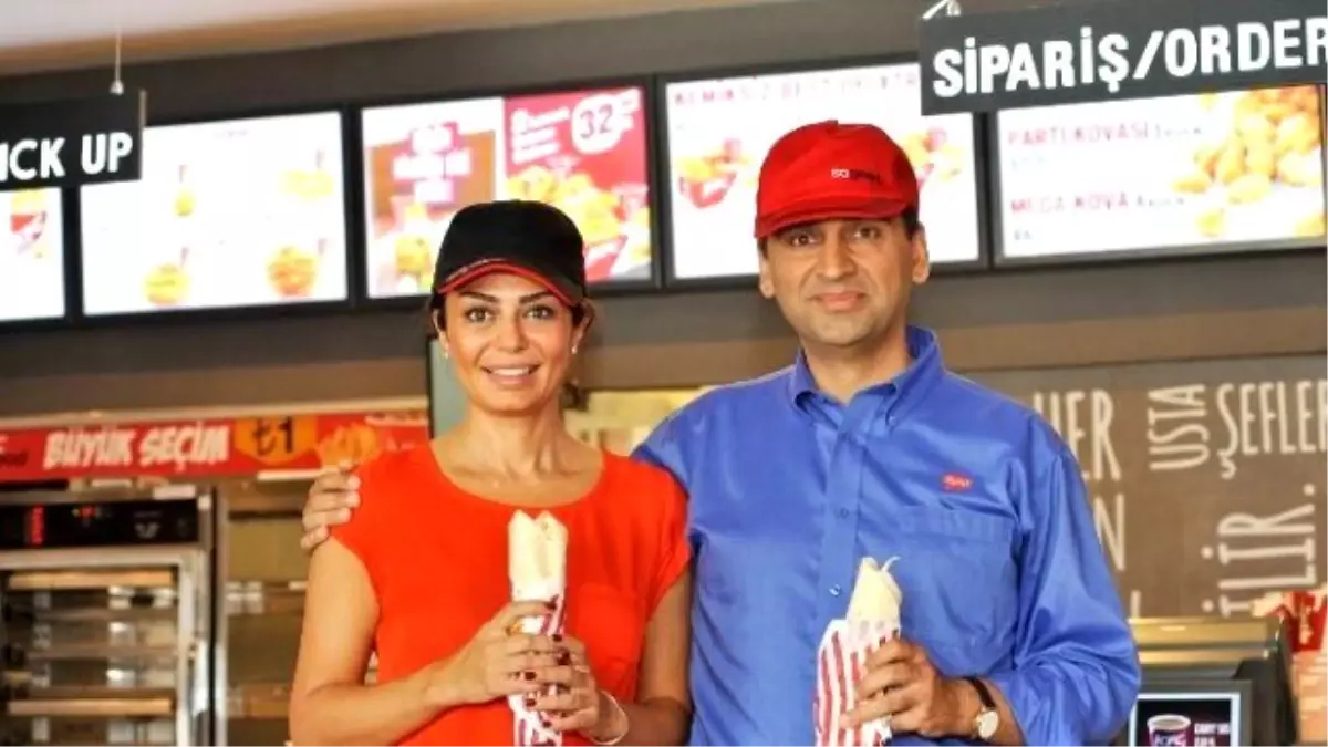 Kfc Türkiye\'deki 100\'üncü Restoranını Açtı