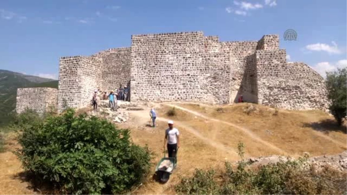 Niksar Kalesi Gün Yüzüne Çıkarılıyor