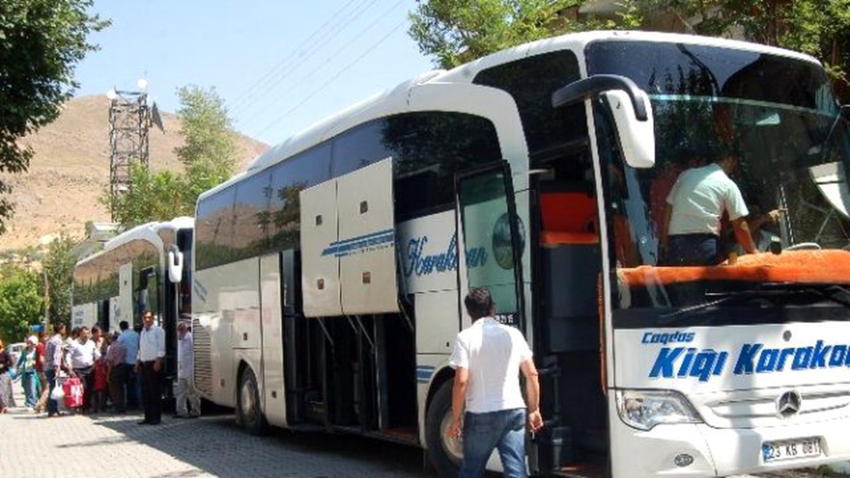 Terör Olayları Gurbetçilerin Tatillerini Yarıda Kestiriyor