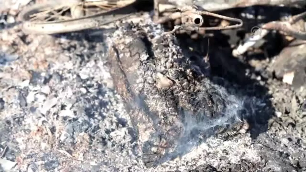 Yahudi Yerleşimciler, Filistinli Aileye Ait Bir Çadırı Yaktı - Batı