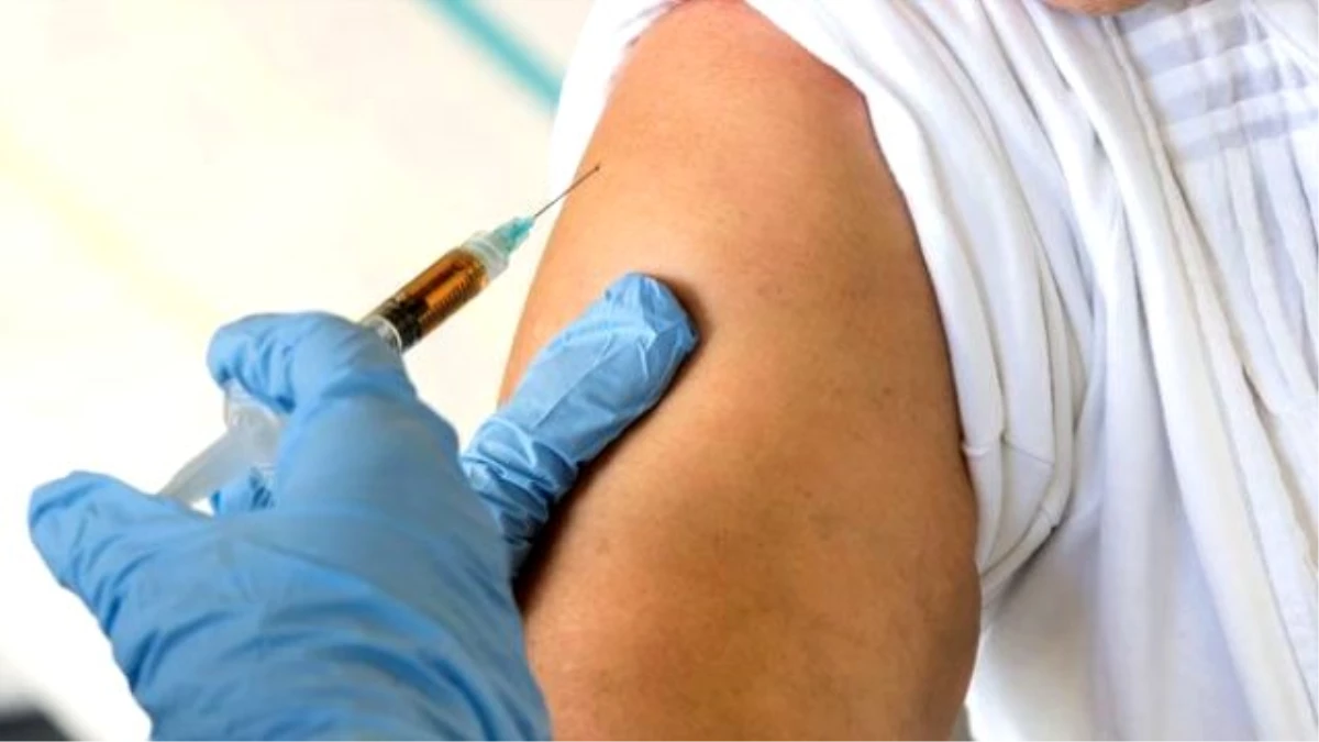 Uzmanlar 50 Yaş Üstü Herkese Zona Aşısı Öneriyor