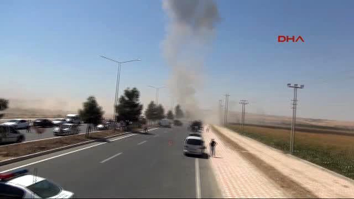 Batman\'da Bomba Yüklü Otomobili, Polis Havaya Uçurdu