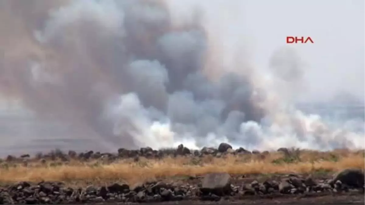 Clashes Between Isıl- Opposition Forces At Turkey-Syria Border Continue