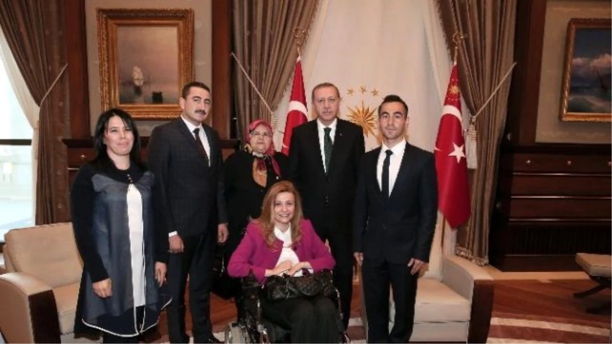 Cumhurbaşkanı Erdoğan\'dan Engelli Milletvekili Karaburun\'a Özel İlgi