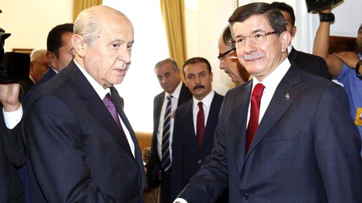 Davutoğlu, Bahçeli'nin Kapısını Bu Teklifle Çalacak