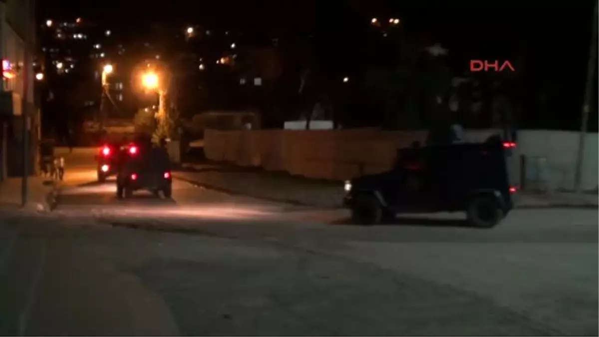 Hakkari\'de PKK\'lılarla Askerler Arasında Çatışma; 3 Şehit, 1\'i Ağır 6 Yaralı