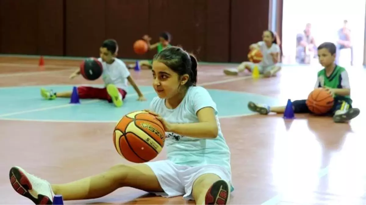 Haliliye\'de Sporcular Yetişiyor