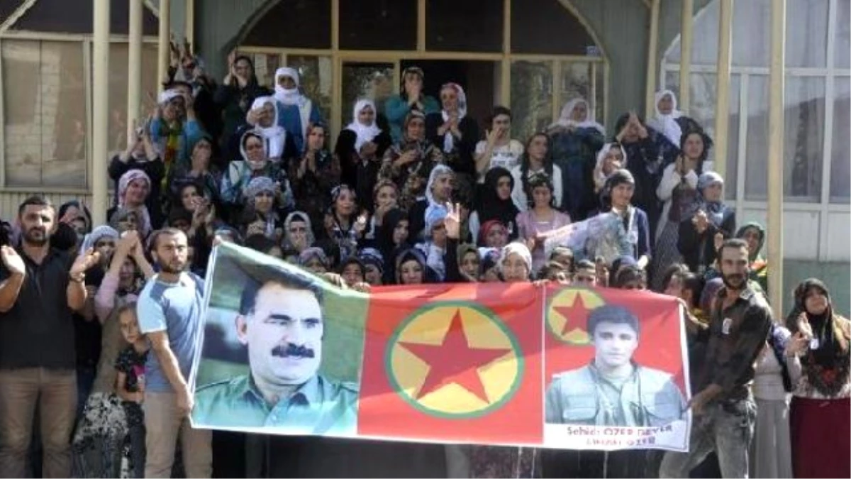 PKK\'lı Özer, Yüksekova\'da Toprağa Verildi