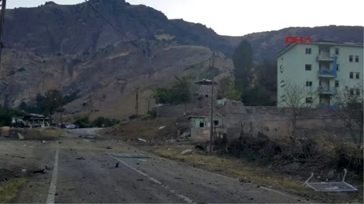 Tunceli - Bomba Yüklü Minibüs Nizamiye Önünde Patlatıldı 1 Asker ile 4 Sivil Yaralı