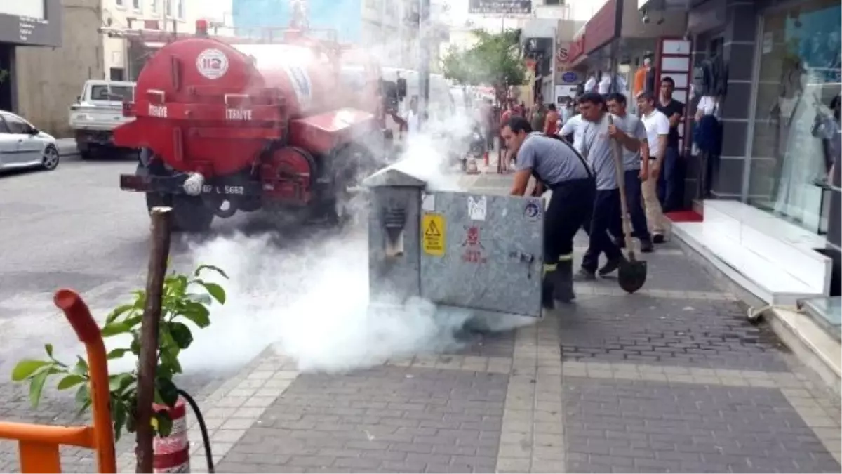 Vatandaşlar Klimalara Yüklenince Trafo Patladı