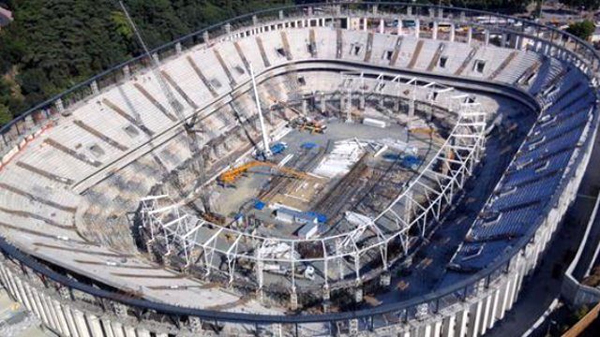 Vodafone Arena\'da İnşaat Geçici Olarak Durduruldu