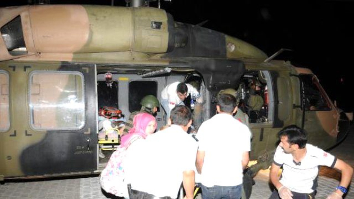 Hakkari\'de Yaralanan 2 Asker Helikopterle Van\'a Sevk Edildi
