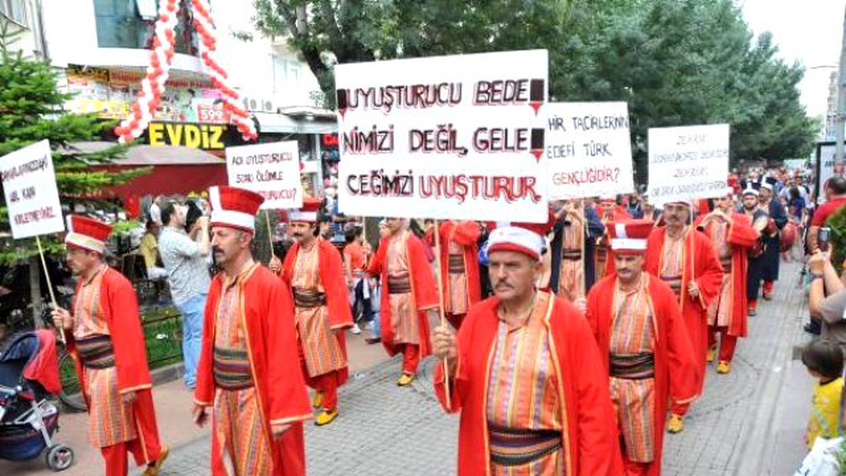 Mehter Takımı Uyuşturucuya Karşı Yürüdü