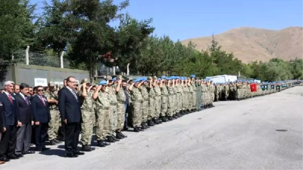 Şehitler İçin Hakkari ve Van\'da Tören (2)- Yeniden