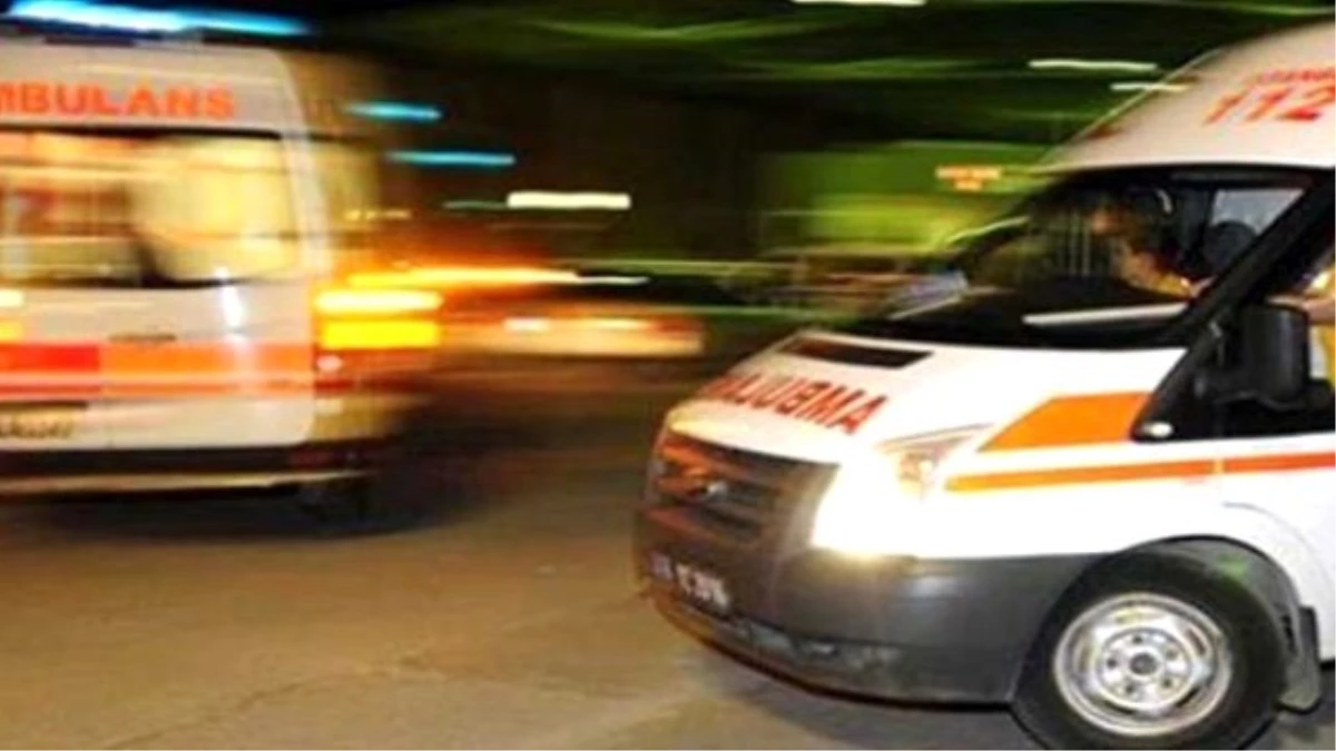 Tatvan\'da Karakola Bombalı Araçla Saldırı: 2 Yaralı