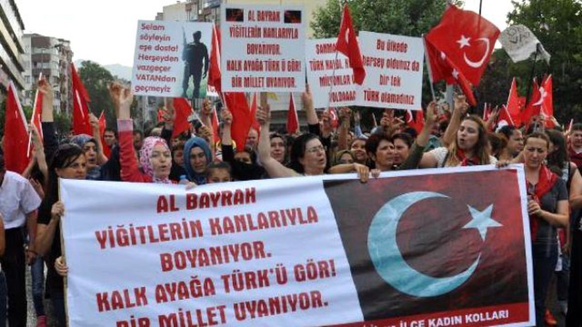 Denizli Teröre Karşı Tek Vücut Oldu