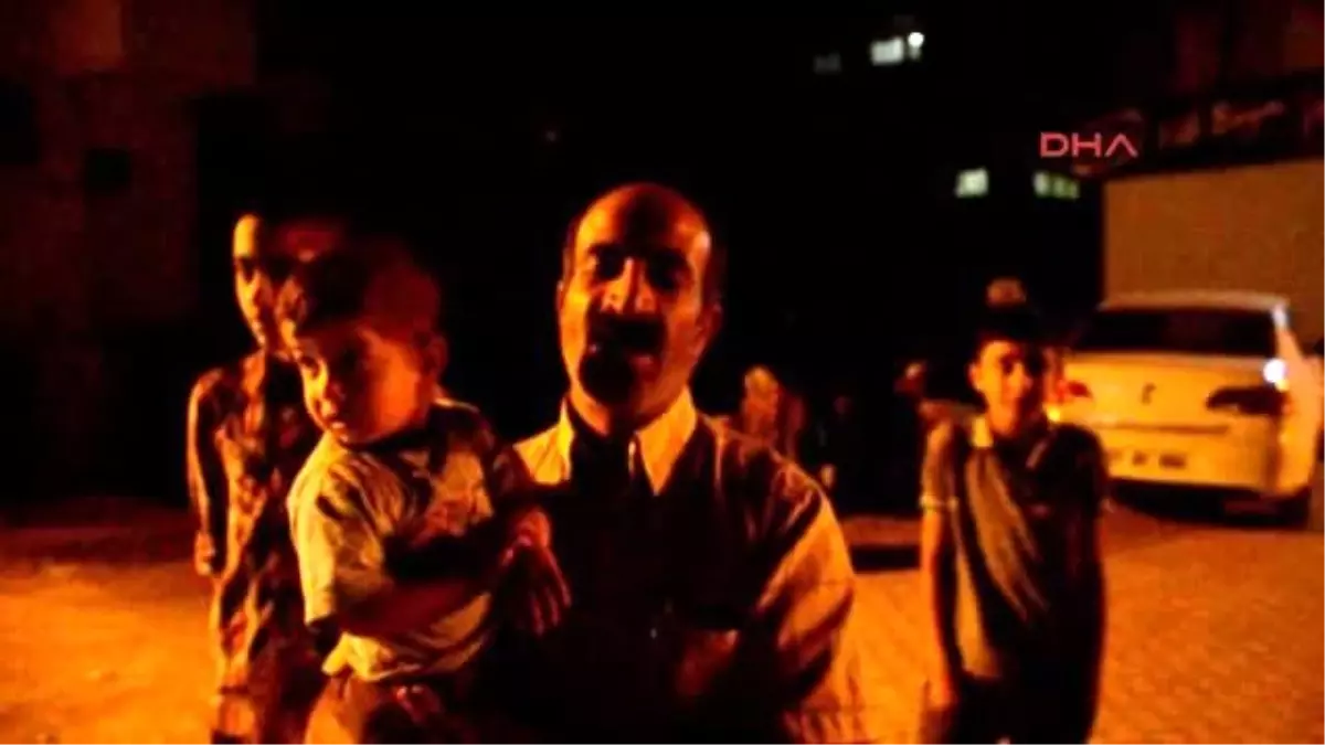 Depremi, Havaya Ateş Ederek Birbirlerine Haber Verdiler