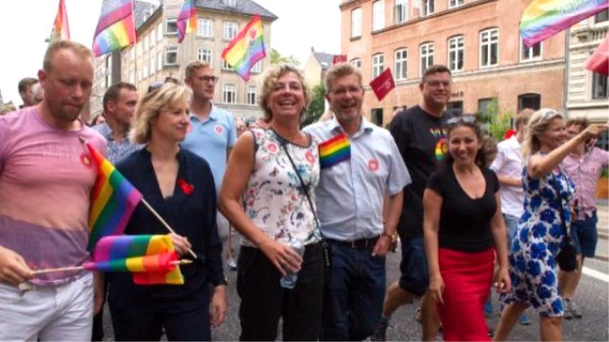 Eşcinseller Kopenhag\'da Yürüdü