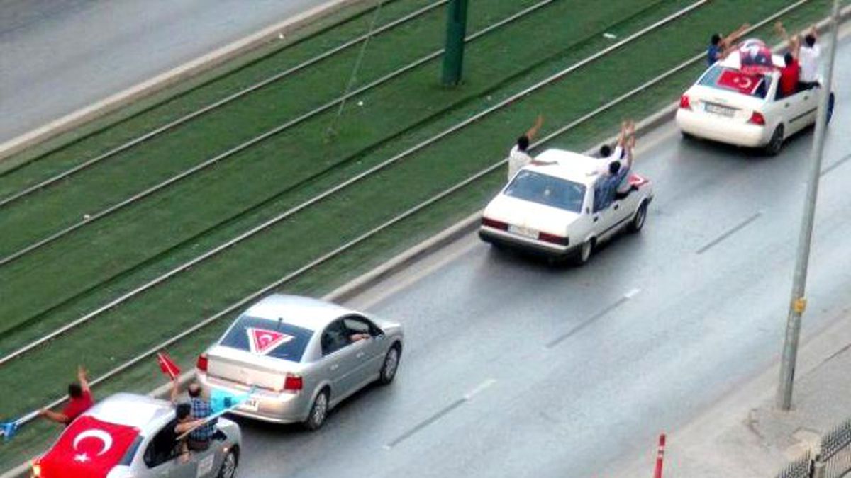 Gaziantep\'te Teröre Tepki Konvoyu
