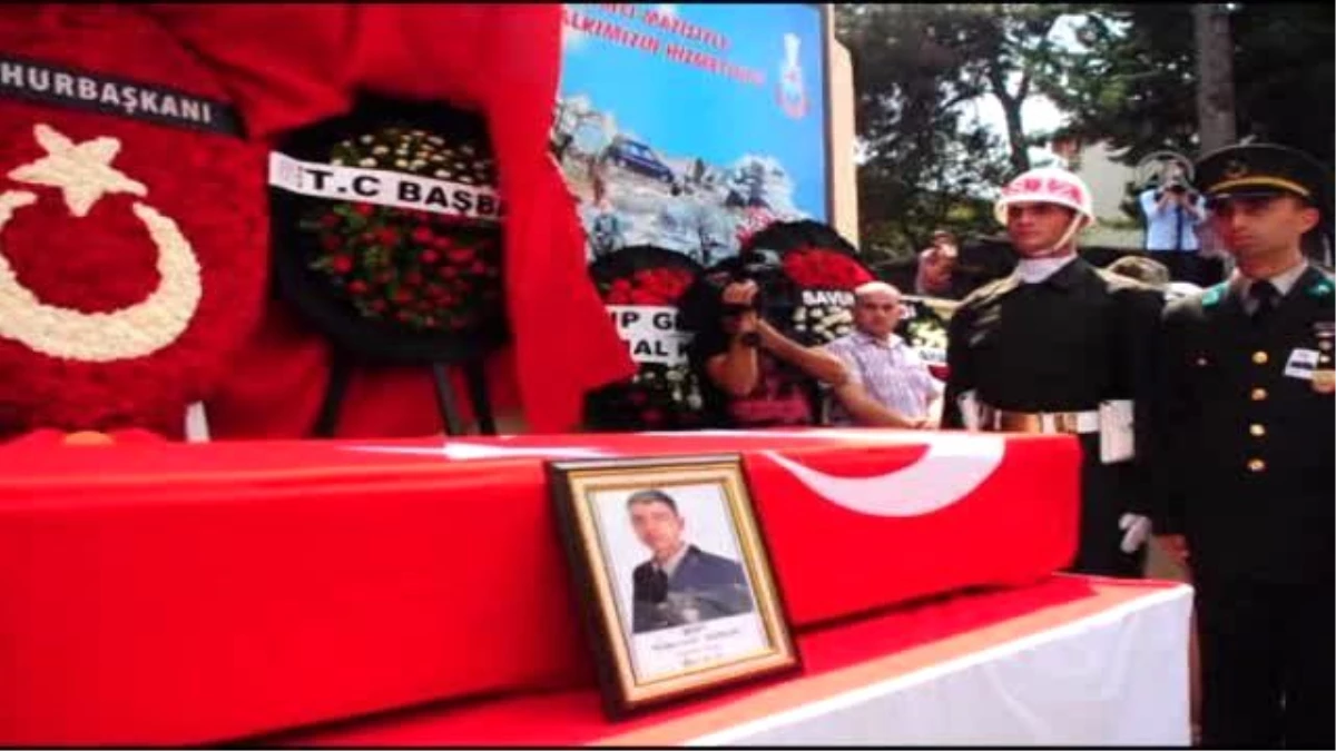 Şehit Jandarma Astsubay Muhammed Gürlek\'in Cenazesi