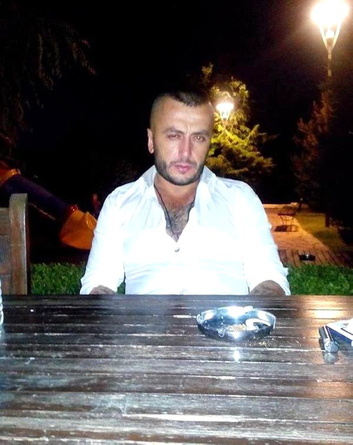 Seyir Halindeki Araca Ateş Açıldı! Sürücü Öldü, Eşi Ağır Yaralı