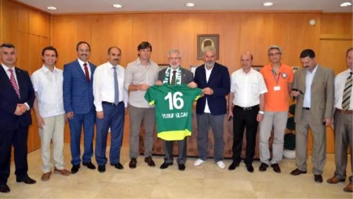 Bursaspor\'dan Uludağ Üniversitesi\'ne Ziyaret