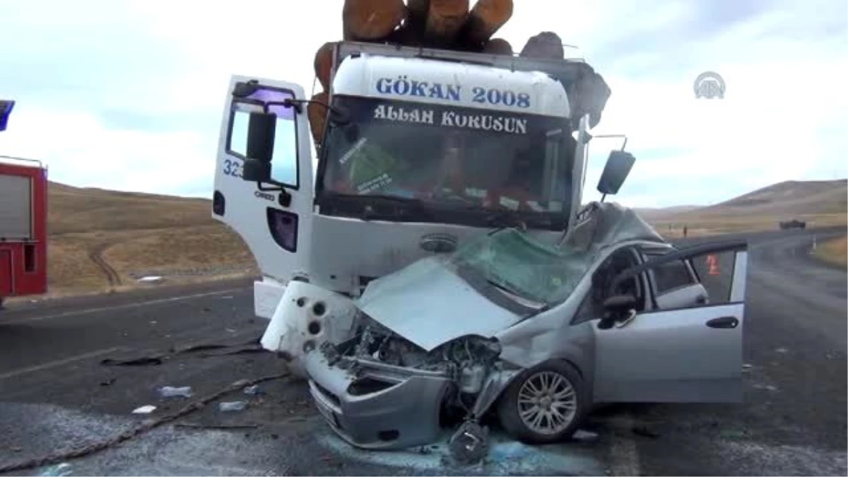 Eleşkirt\'te Trafik Kazası: 2 Ölü